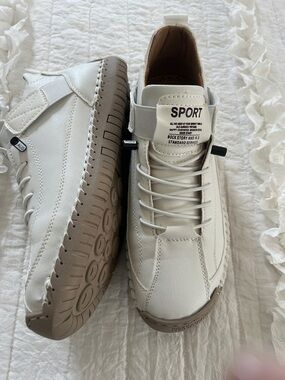 Sporto Cream and Tan Men’s Casual Sneakers